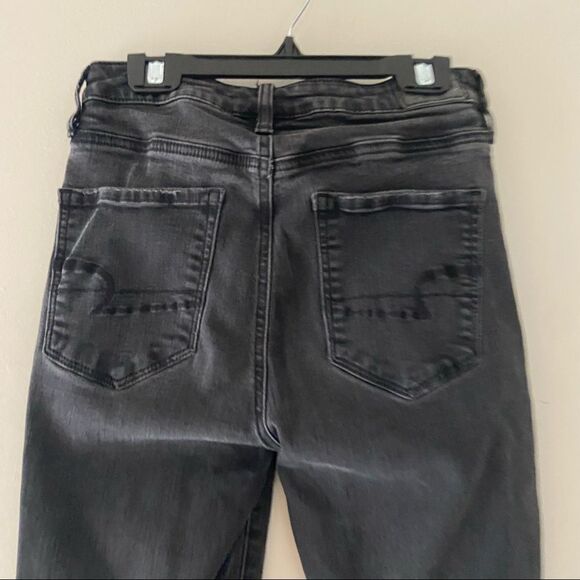 American Eagle Black Super High Rise Jegging size 4 - Picture 5 of 8
